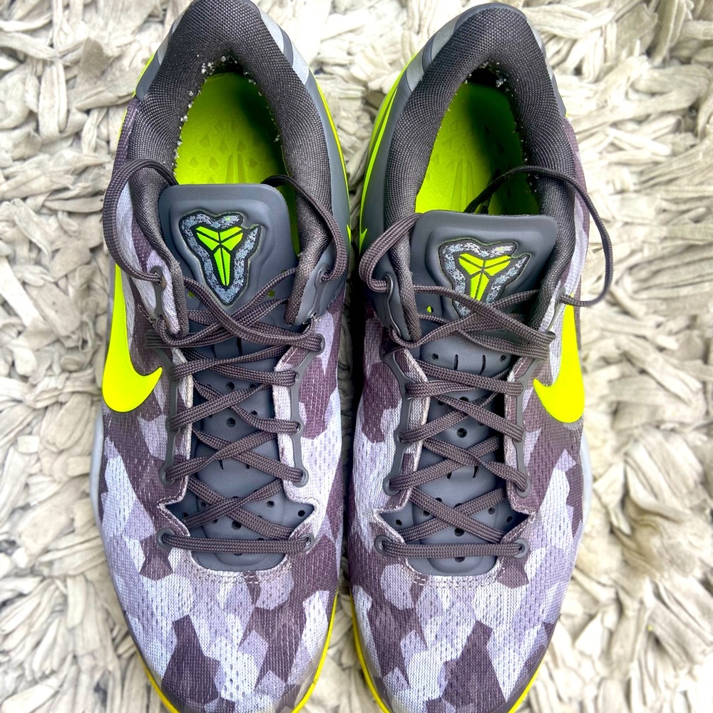 COPY - 2013 KOBE 8 “Grey Camo Volt” RARE FIND!!!